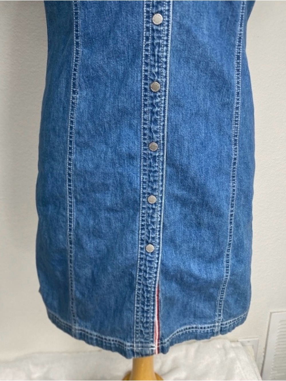 Tommy Hilfiger Women's Blue Denim Short Sleeve Button Down Dress Size 4 Western - Picture 7 of 16